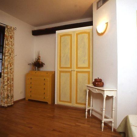 Agriturismo La Vecchia Dolceacqua Villa Ngoại thất bức ảnh