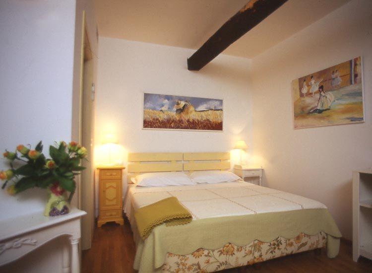 Agriturismo La Vecchia Dolceacqua Villa Phòng bức ảnh